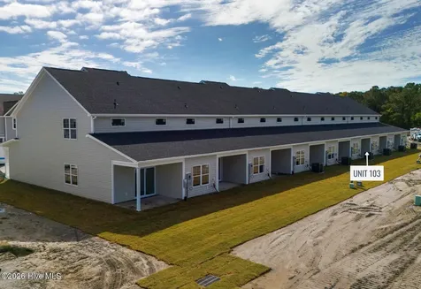 227 Cline Way Beaufort NC 28516
