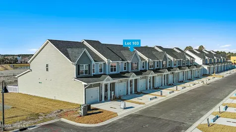 227 Cline Way Beaufort NC 28516
