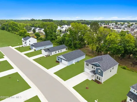 626 S Squires Run Lane Richlands NC 28574