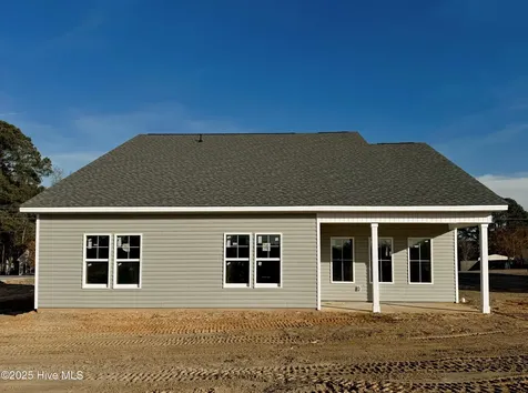 9806 Rockfish Road Raeford NC 28376