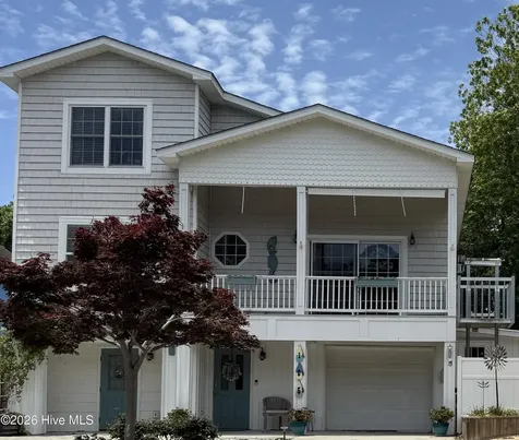 105 SE 17th Street Oak Island NC 28465