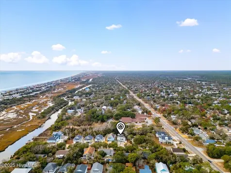 105 SE 17th Street Oak Island NC 28465