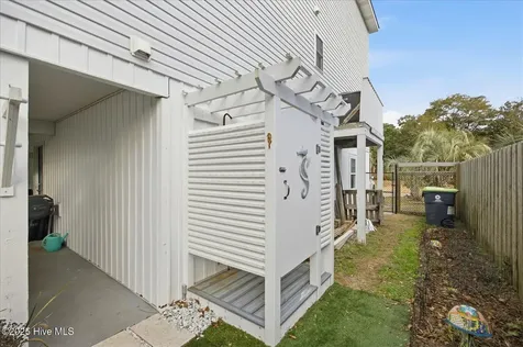 105 SE 17th Street Oak Island NC 28465