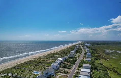 105 SE 17th Street Oak Island NC 28465