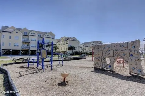 104 Summer Winds Place Surf City NC 28445
