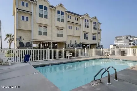 104 Summer Winds Place Surf City NC 28445