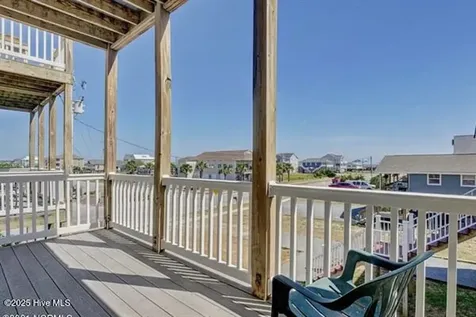 104 Summer Winds Place Surf City NC 28445