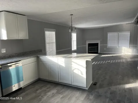 1906 Emerson Street New Bern NC 28562