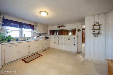 2907 Sivertsen Road Autryville NC 28318