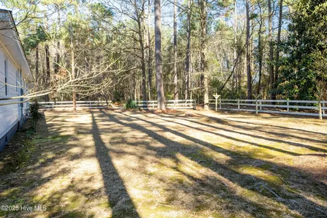 2907 Sivertsen Road Autryville NC 28318