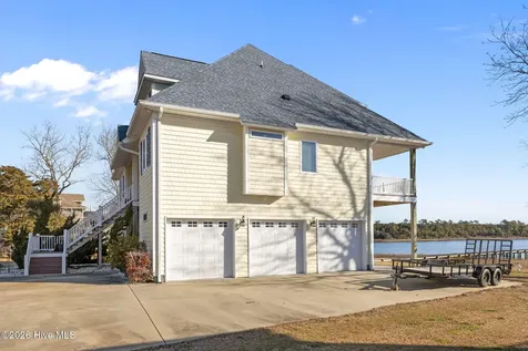 2944 Mill Creek Road Newport NC 28570
