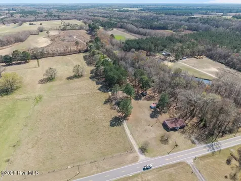 3572 Nc 42 E Tarboro NC 27886