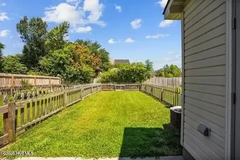 1997 W Brandymill Lane Jacksonville NC 28546
