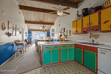 104 Robin Avenue Atlantic Beach NC 28512