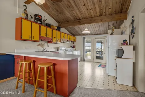 104 Robin Avenue Atlantic Beach NC 28512
