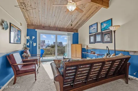 104 Robin Avenue Atlantic Beach NC 28512