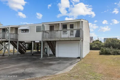 104 Robin Avenue Atlantic Beach NC 28512