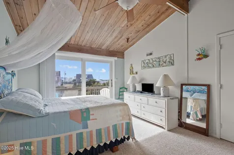 104 Robin Avenue Atlantic Beach NC 28512