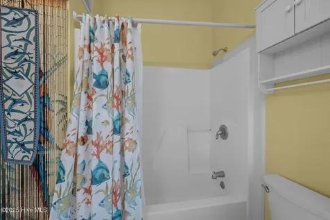 104 Robin Avenue Atlantic Beach NC 28512
