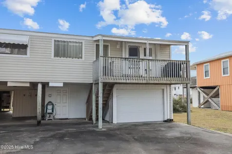104 Robin Avenue Atlantic Beach NC 28512