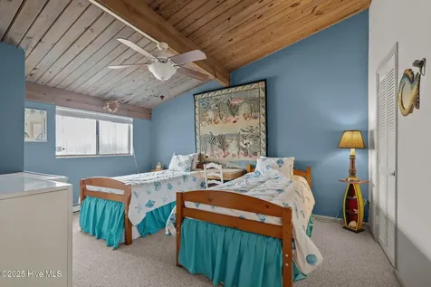 104 Robin Avenue Atlantic Beach NC 28512