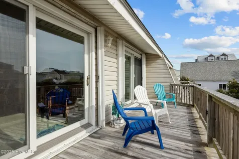 104 Robin Avenue Atlantic Beach NC 28512