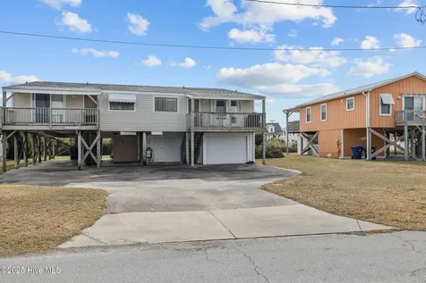104 Robin Avenue Atlantic Beach NC 28512