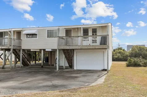 104 Robin Avenue Atlantic Beach NC 28512