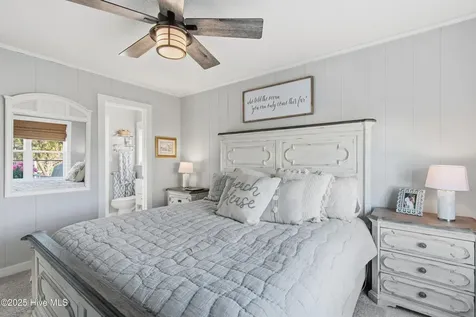 122 Sanford Street Holden Beach NC 28462