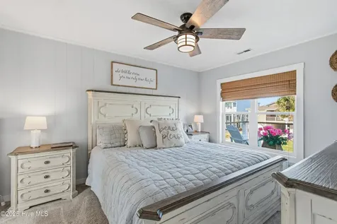 122 Sanford Street Holden Beach NC 28462
