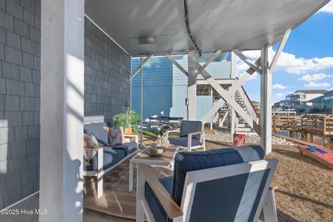 122 Sanford Street Holden Beach NC 28462