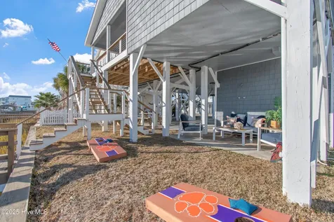 122 Sanford Street Holden Beach NC 28462