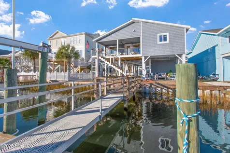 122 Sanford Street Holden Beach NC 28462