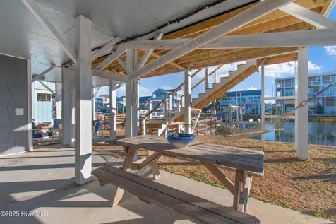 122 Sanford Street Holden Beach NC 28462