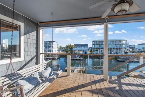 122 Sanford Street Holden Beach NC 28462
