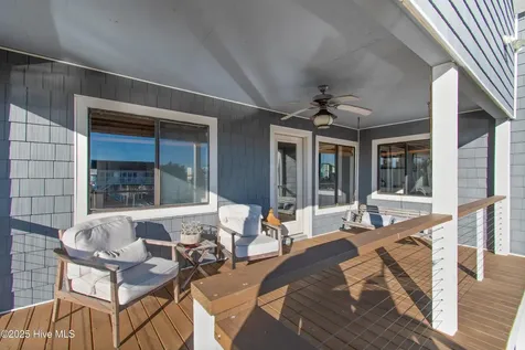 122 Sanford Street Holden Beach NC 28462
