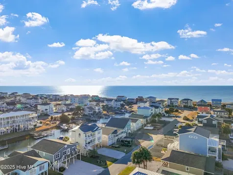 122 Sanford Street Holden Beach NC 28462