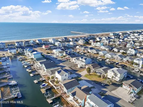 122 Sanford Street Holden Beach NC 28462