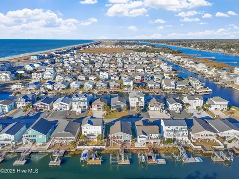 122 Sanford Street Holden Beach NC 28462