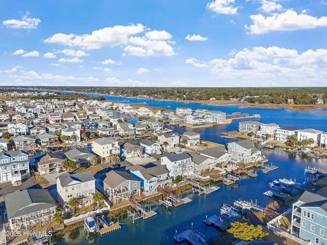 122 Sanford Street Holden Beach NC 28462