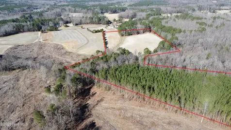 8501 Edwards Road Castalia NC 27816
