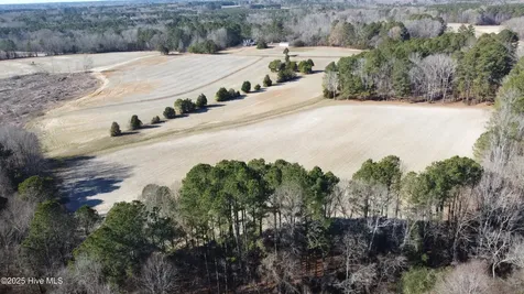 8501 Edwards Road Castalia NC 27816