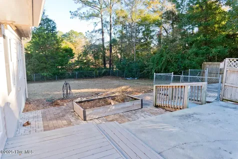 174 Fox Drive Cape Carteret NC 28584