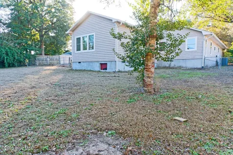 174 Fox Drive Cape Carteret NC 28584