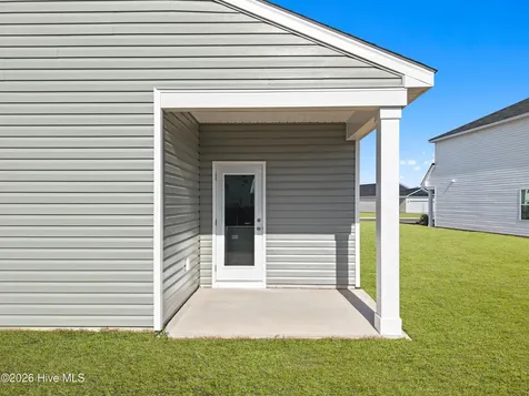 628 S Squires Run Lane Richlands NC 28574