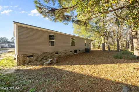 66 Willow Creek Lane Whiteville NC 28472
