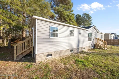 66 Willow Creek Lane Whiteville NC 28472