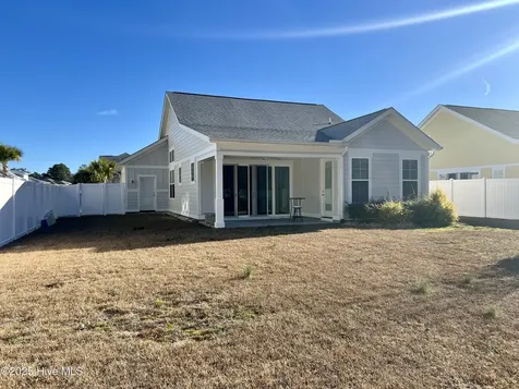 1558 Harbour Place Drive Calabash NC 28467
