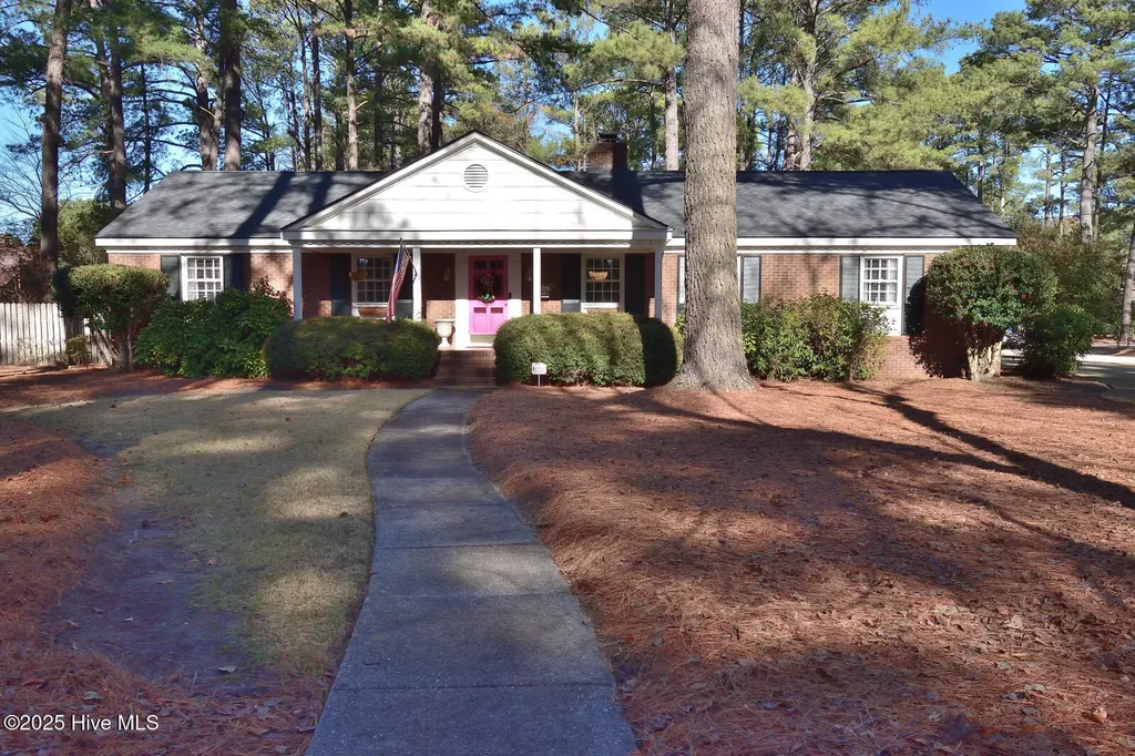 3216 Woodlawn Road Rocky Mount NC 27804