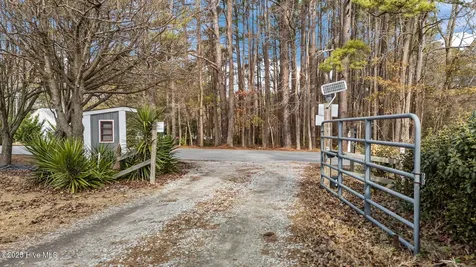 2317 Meadowbrook Road Rocky Mount NC 27801